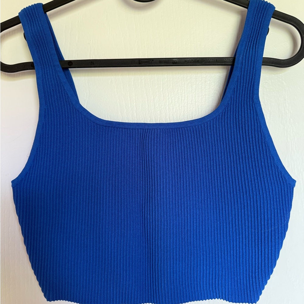 Babaton Cobalt Ribbed Crop Tank